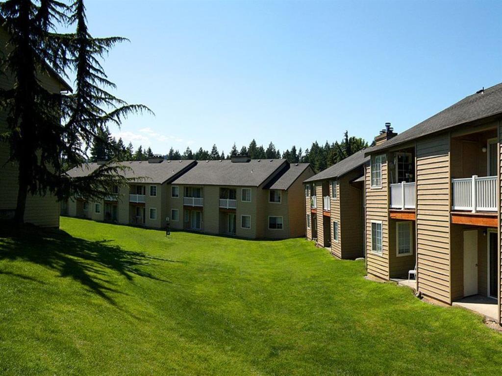 Photos and Video of Black Lake Apartments in Olympia, WA